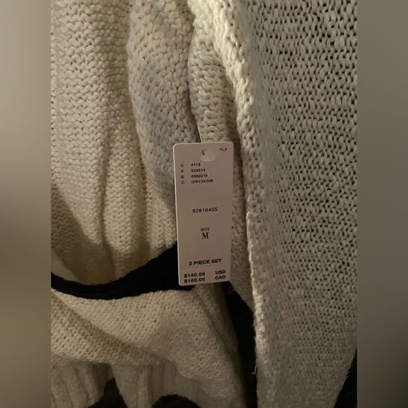 Maeve 2 piece set. Faux wrap tank and matching shrug NWT - Picture 6 of 7